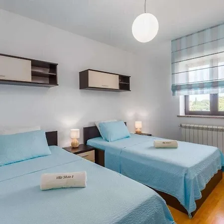 Holiday home Mihael With Private Pool Vizinada