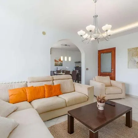 Holiday home Mihael With Private Pool *