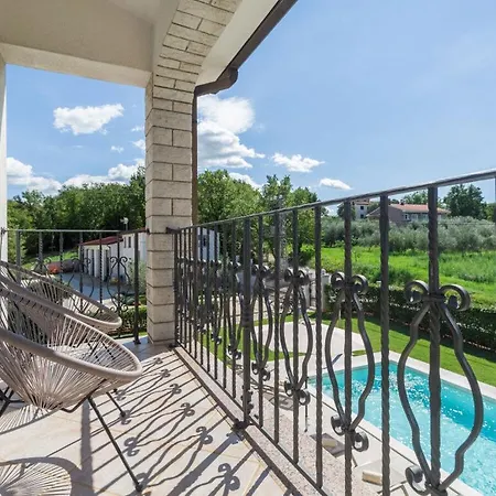 Mihael With Private Pool *